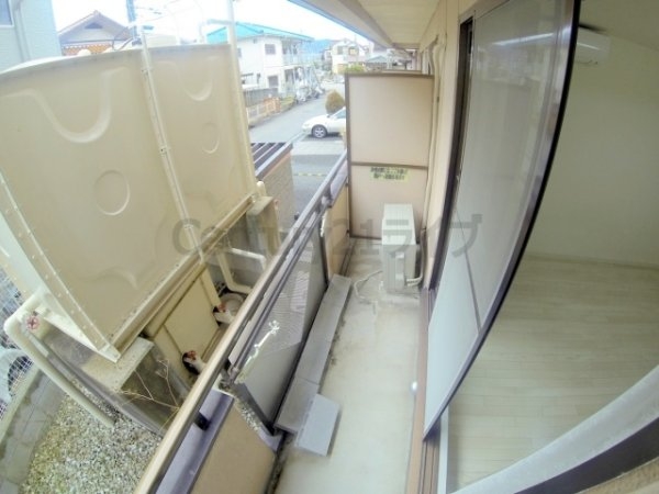 宝塚市泉町のマンション