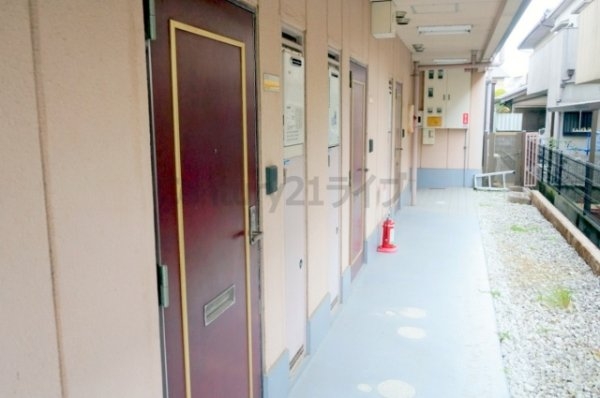 宝塚市泉町のマンション