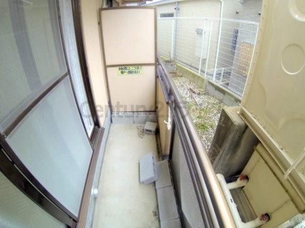 宝塚市泉町のマンション
