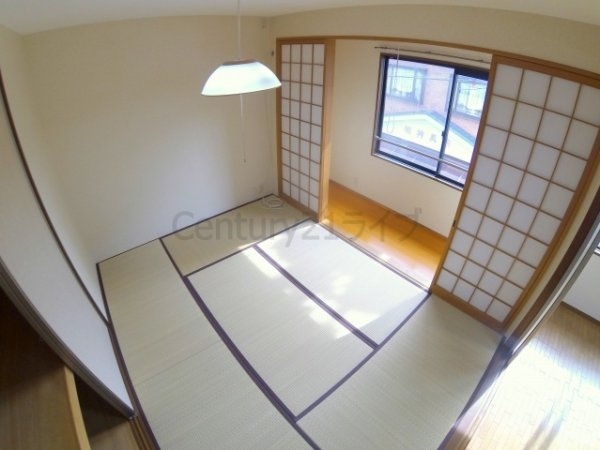 宝塚市清荒神３丁目のアパート