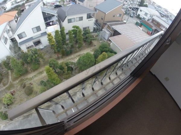 宝塚市山本南２丁目のマンション