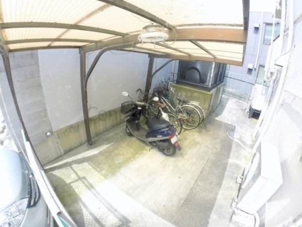 宝塚市光明町のマンション