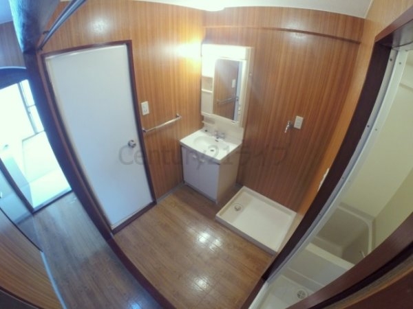 宝塚市光明町のマンション