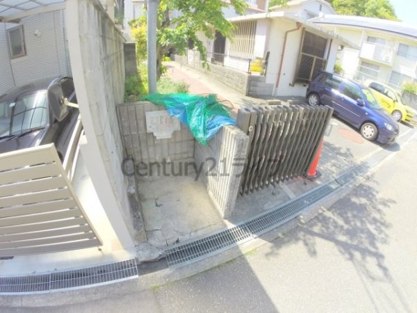 宝塚市塔の町のアパート