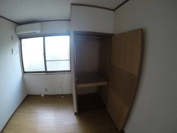 池田市旭丘１丁目のアパート