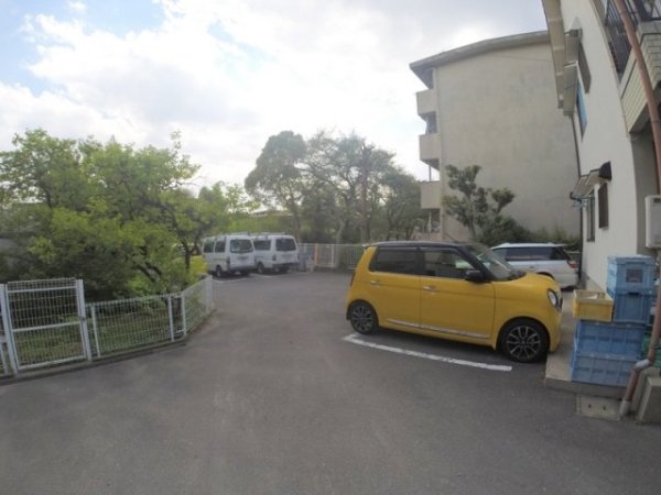 池田市旭丘１丁目のアパート