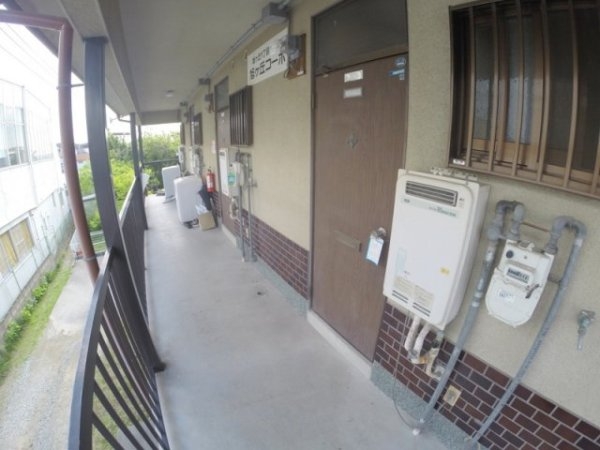 池田市旭丘１丁目のアパート