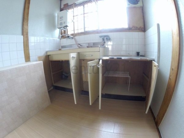 箕面市牧落１丁目のアパート
