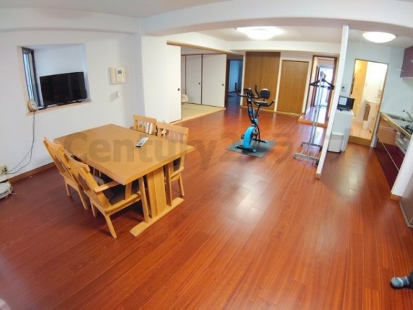 宝塚市川面５丁目のマンション