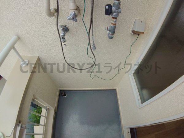 箕面市箕面２丁目のアパート