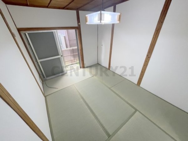 川西市多田桜木２丁目のマンション