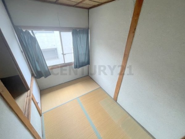 川西市多田桜木２丁目のマンション