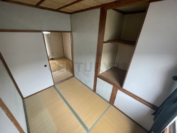 川西市多田桜木２丁目のマンション