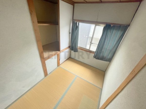 川西市多田桜木２丁目のマンション