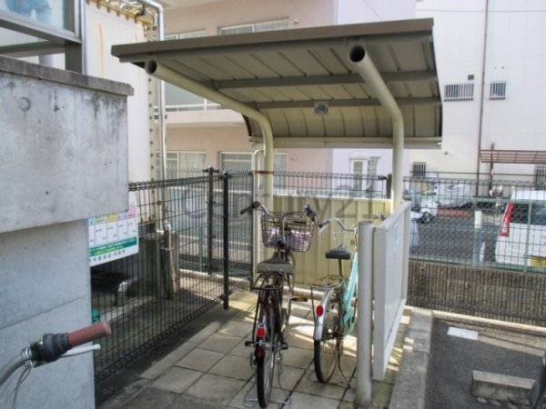 池田市緑丘１丁目のマンション