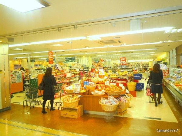 宝塚市武庫川町のマンション(阪急オアシス宝塚南口店)