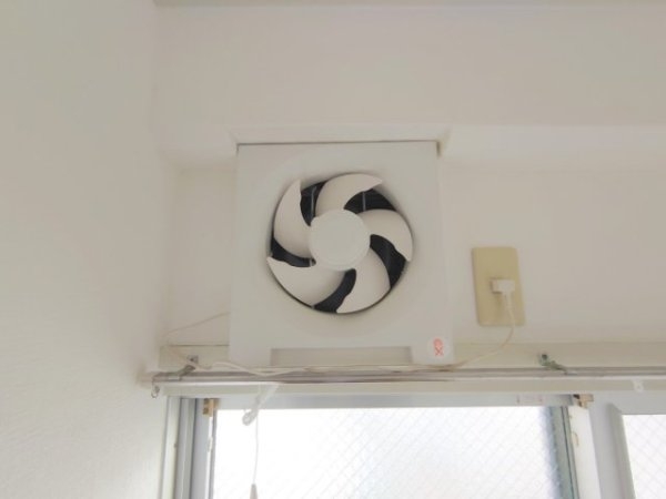 伊丹市荻野４丁目のマンション