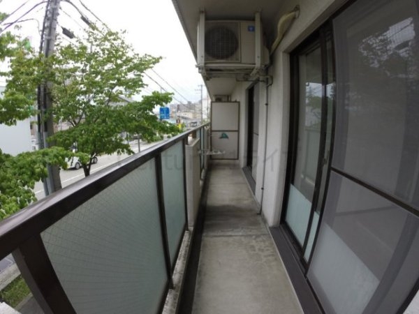 宝塚市栄町１丁目のマンション