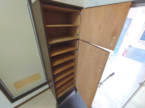 西宮市大森町のアパート