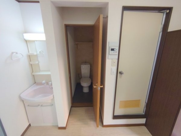 西宮市大森町のアパート
