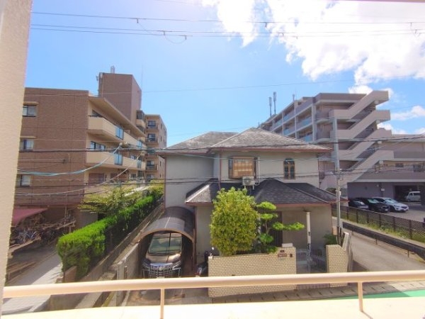 西宮市大森町のアパート