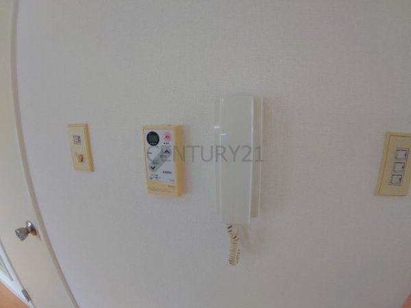 西宮市上ケ原三番町のアパート