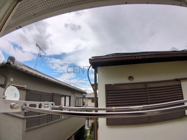西宮市上ケ原三番町のアパート