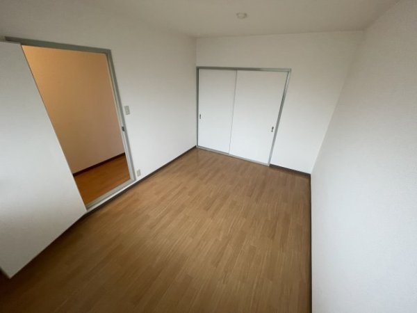 西宮市下大市東町のマンション