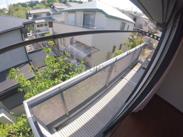 宝塚市逆瀬台５丁目の貸家