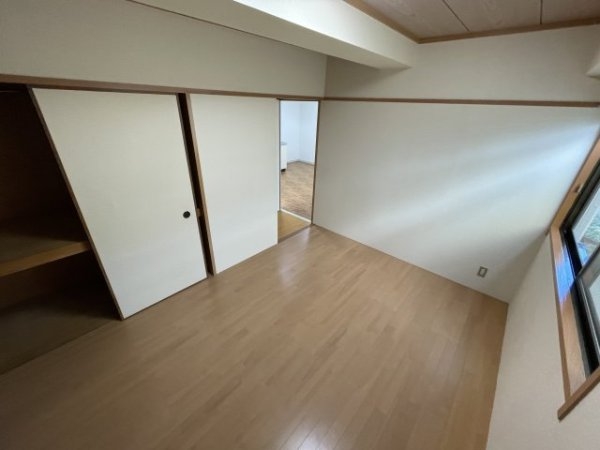 西宮市上甲東園１丁目のマンション