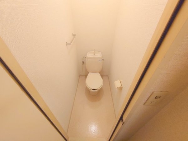 伊丹市中野東３丁目のアパート