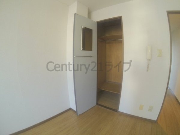 川西市出在家町のマンション