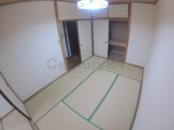 宝塚市売布東の町のマンション