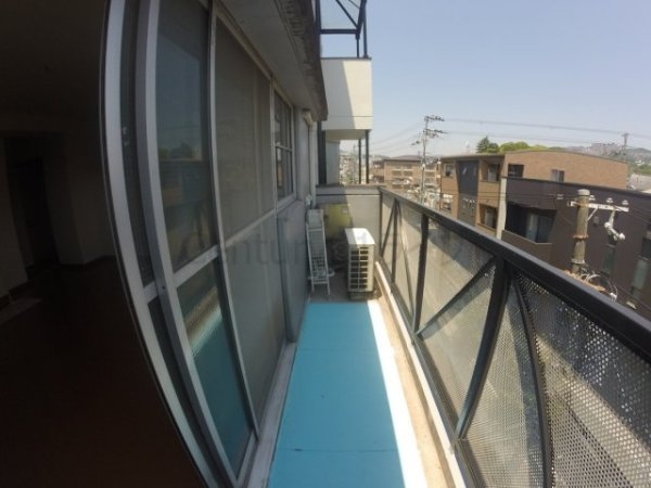 宝塚市宮の町のマンション