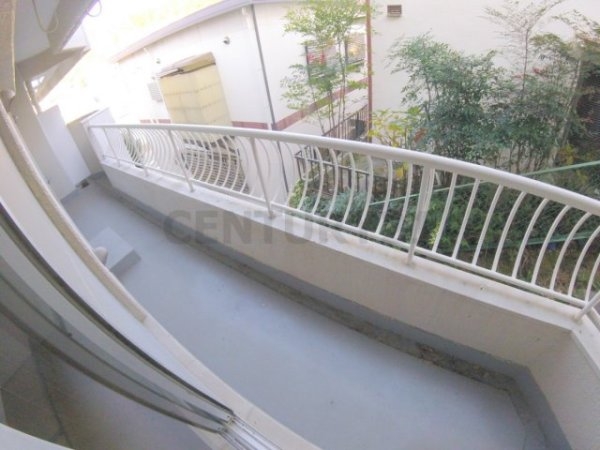 川西市満願寺町のマンション