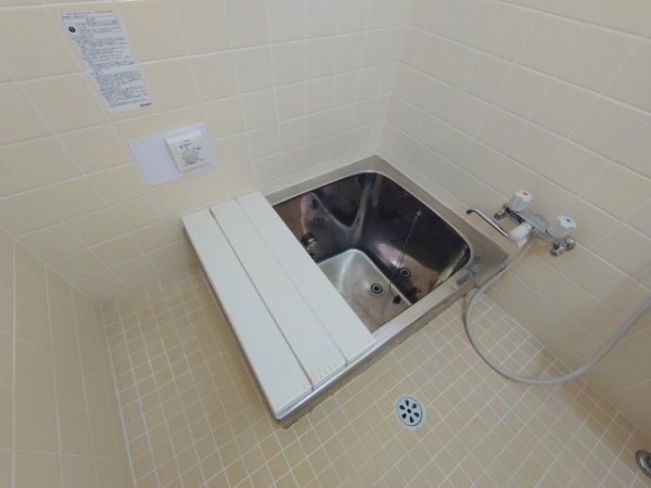 宝塚市小林３丁目のテラスハウス