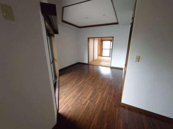 宝塚市宝松苑のマンション