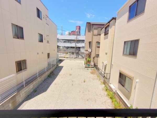川西市小花１丁目のテラスハウス