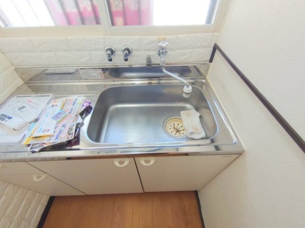 川西市小花１丁目のテラスハウス