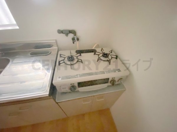 川西市南花屋敷４丁目のアパート