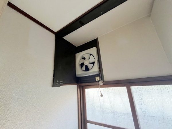 宝塚市南ひばりガ丘１丁目のアパート