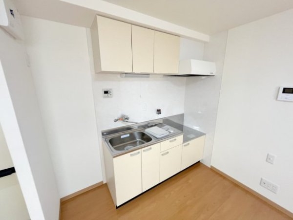 川西市花屋敷１丁目のマンション