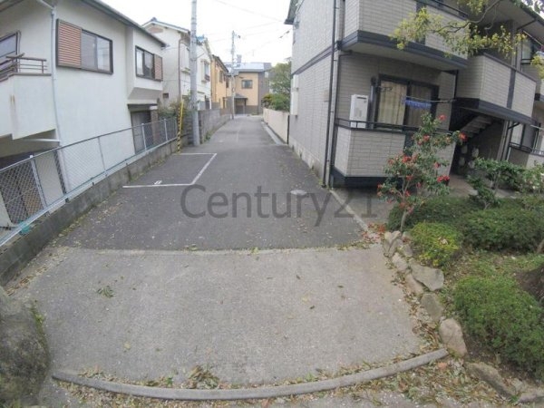 箕面市箕面５丁目のアパート
