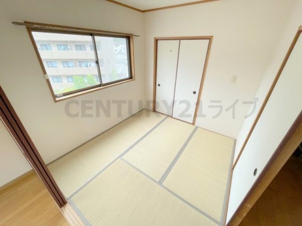 川西市一庫３丁目のマンション
