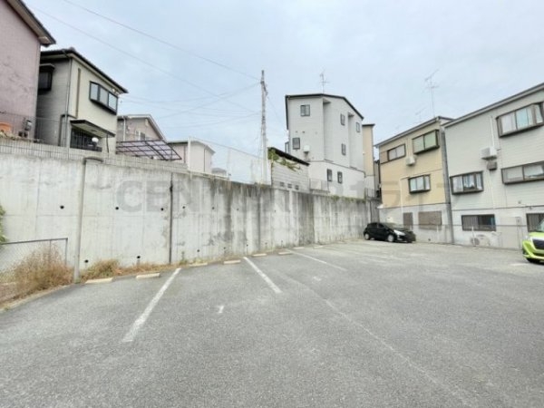 川西市一庫３丁目のマンション