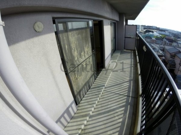 池田市神田３丁目のマンション