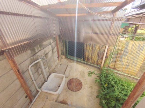 伊丹市荻野５丁目のマンション