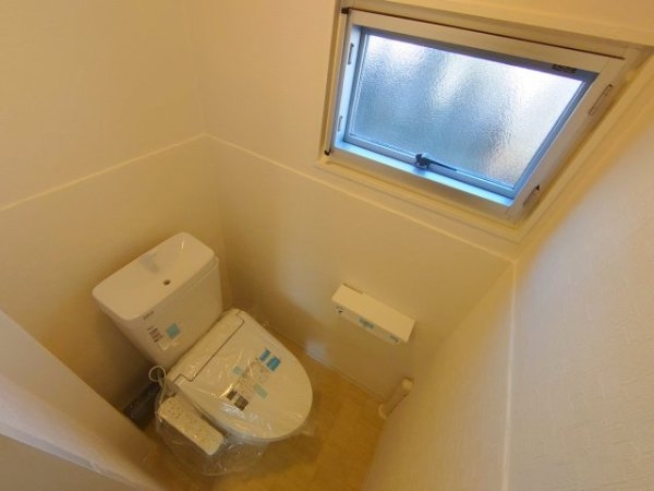 宝塚市宝梅２丁目のマンション