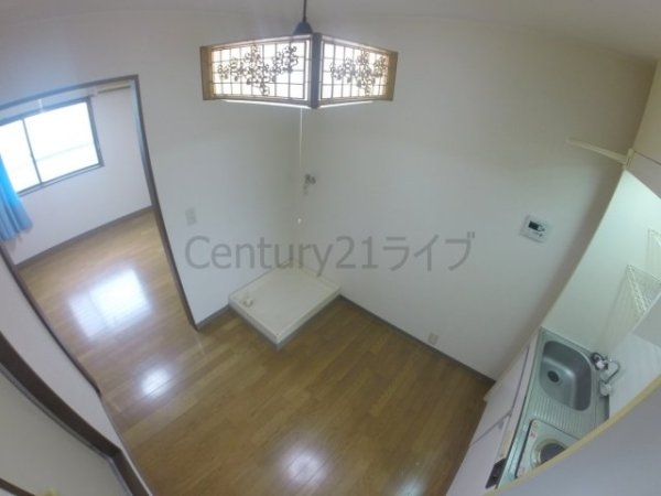 宝塚市逆瀬川１丁目のマンション