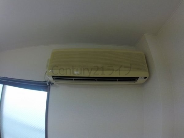 宝塚市逆瀬川１丁目のマンション